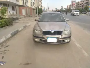 سكودا اوكتافيا 2005 ذهبي يدوي مستعملة للبيع في القاهرة الكبرى ( القاهرة - الجيزة)