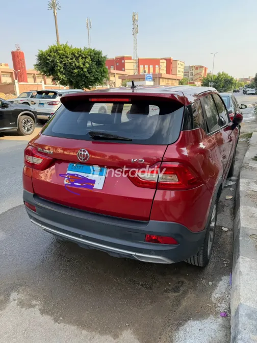 Brilliance V3 2018 Red Automatic Used for Sale in Greater Cairo ( Cairo + Giza) - 5