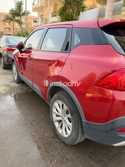 Brilliance V3 2018 Red Automatic Used for Sale in Greater Cairo ( Cairo + Giza) - 8