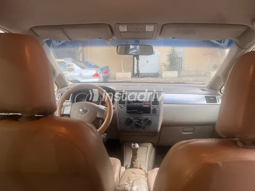 Nissan Tiida 2007 Beige Manual Used for Sale in Greater Cairo ( Cairo + Giza) - 2