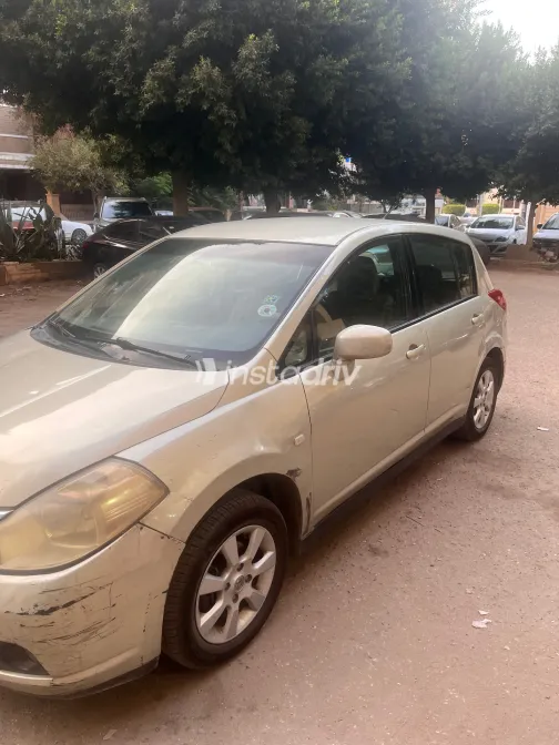 Nissan Tiida 2007 Beige Manual Used for Sale in Greater Cairo ( Cairo + Giza) - 3