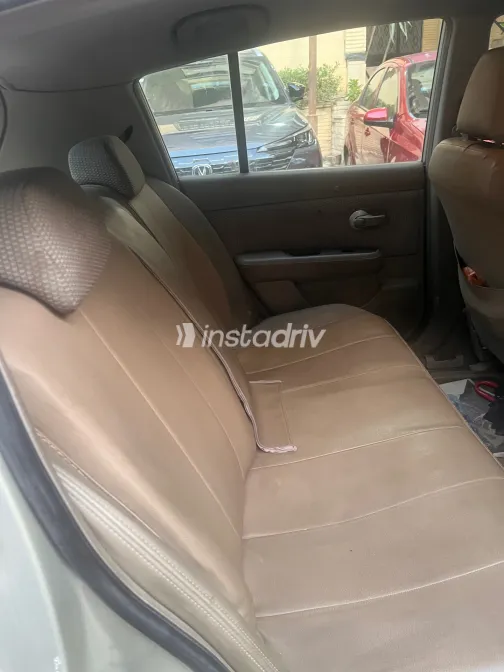 Nissan Tiida 2007 Beige Manual Used for Sale in Greater Cairo ( Cairo + Giza) - 10