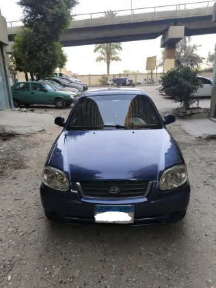 هيونداي فيرنا 2010 أبيض يدوي مستعملة للبيع في القاهرة الكبرى ( القاهرة - الجيزة)