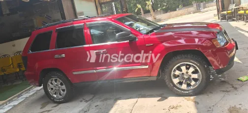 Jeep Grand Cherokee 2006 Red Automatic Used for Sale in Greater Cairo ( Cairo + Giza) - 6