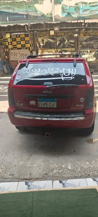 Jeep Grand Cherokee 2006 Red Automatic Used for Sale in Greater Cairo ( Cairo + Giza)