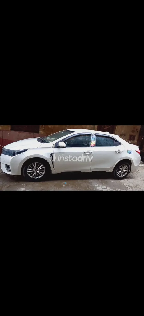 Toyota Corolla 2016 White Automatic Used for Sale in Greater Cairo ( Cairo + Giza) - 1