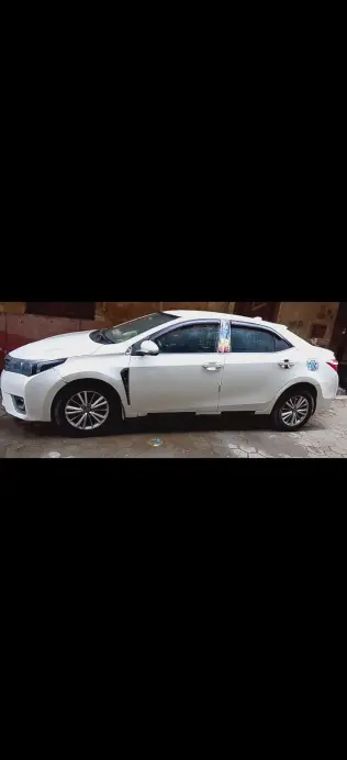 Toyota Corolla 2016 White Automatic Used for Sale in Greater Cairo ( Cairo + Giza)
