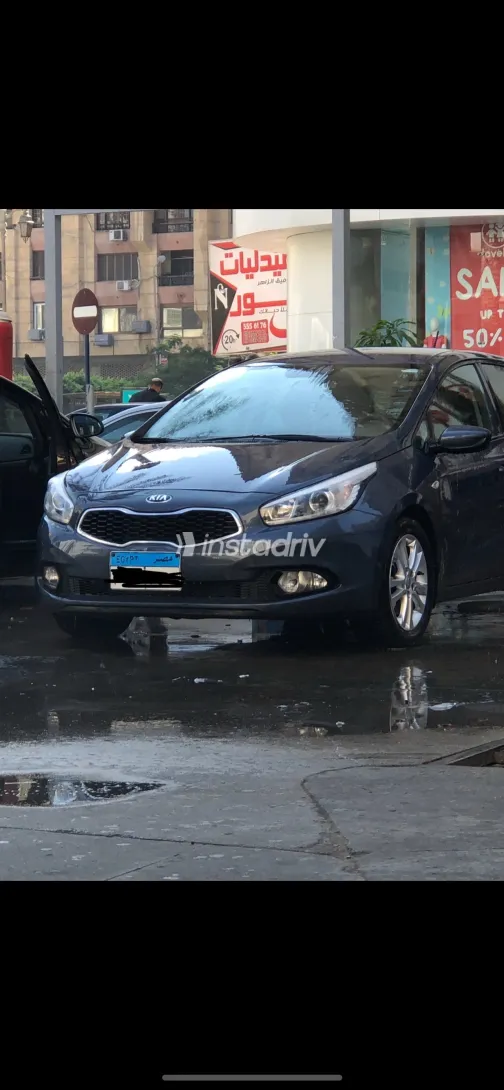 Kia Ceed 2016 White Automatic Used for Sale in Greater Cairo ( Cairo + Giza) - 4