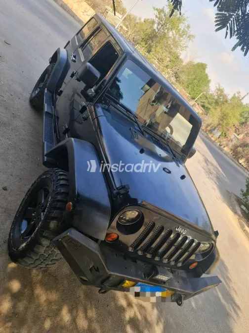 Jeep Wrangler 2012 Black Automatic Used for Sale in Greater Cairo ( Cairo + Giza) - 4