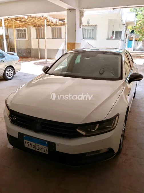 فولكس فاغن باسات 2019 أبيض أوتوماتيك مستعملة للبيع في القاهرة الكبرى ( القاهرة - الجيزة) - 9