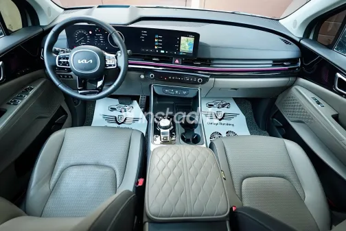 Kia Carnival 2025 Gray Automatic Used for Sale in Greater Cairo ( Cairo + Giza) - 4