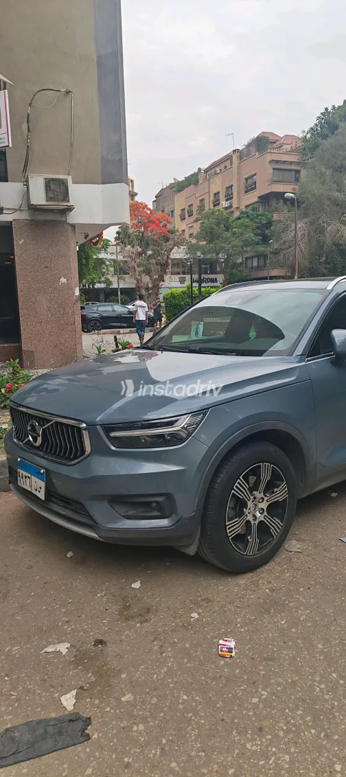 فولفو XC 40 2021 رمادي أوتوماتيك مستعملة للبيع في القاهرة الكبرى ( القاهرة - الجيزة) - 3