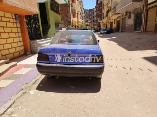 فورد اسكورت 1998 أزرق يدوي مستعملة للبيع في القاهرة الكبرى ( القاهرة - الجيزة) - 1