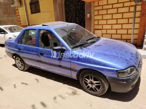 فورد اسكورت 1998 أزرق يدوي مستعملة للبيع في القاهرة الكبرى ( القاهرة - الجيزة) - 4