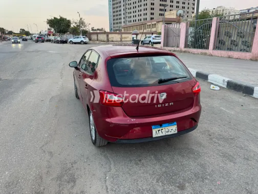 Seat Ibiza 2014 Red Automatic Used for Sale in Greater Cairo ( Cairo + Giza) - 8