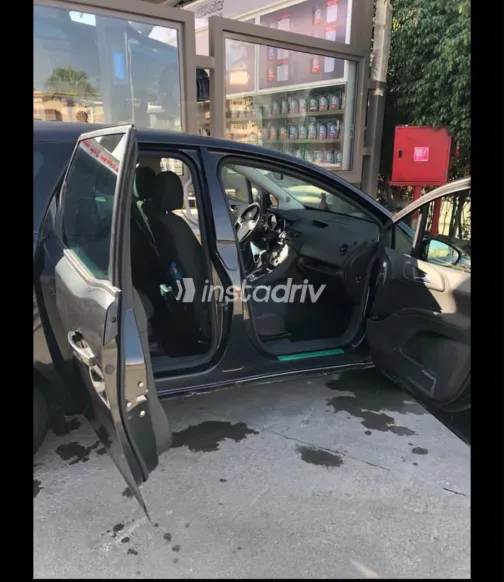 Opel Meriva 2016 Black Automatic Used for Sale in Greater Cairo ( Cairo + Giza) - 10