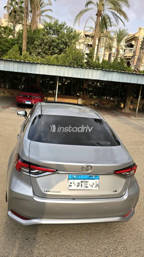 تويوتا كورولا 2024 فضي CVT مستعملة للبيع في القاهرة الكبرى ( القاهرة - الجيزة) - 8