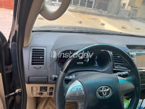 Toyota Fortuner 2017 Black Automatic Used for Sale in Greater Cairo ( Cairo + Giza) - 2