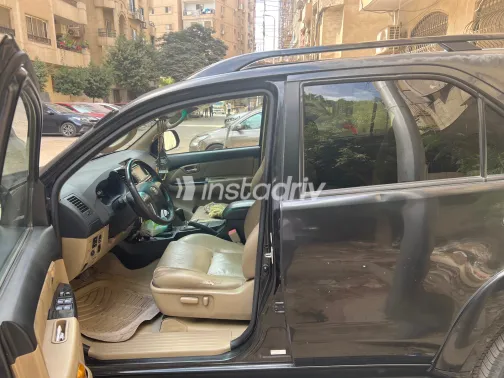 Toyota Fortuner 2017 Black Automatic Used for Sale in Greater Cairo ( Cairo + Giza) - 3