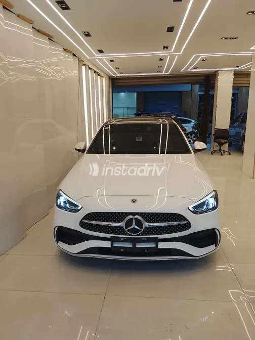 مرسيدس C 240 2022 أبيض أوتوماتيك مستعملة للبيع في القاهرة الكبرى ( القاهرة - الجيزة) - 1