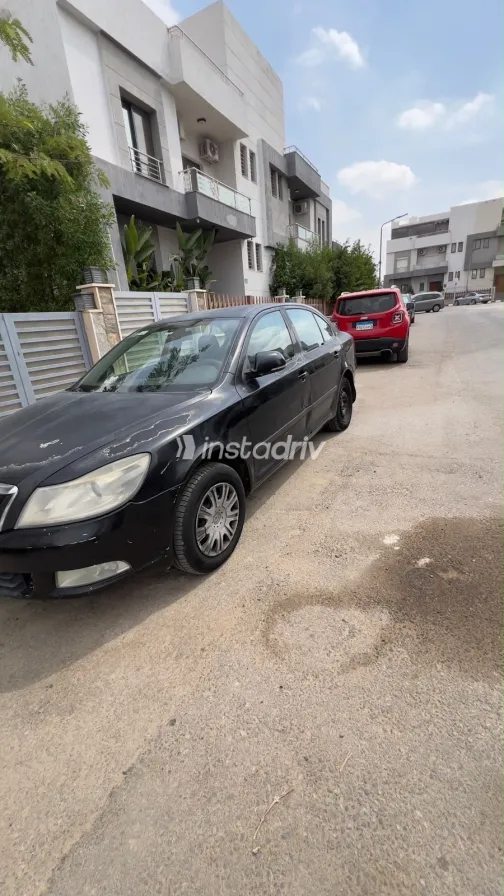 سكودا فانتازيا 2013 أسود أوتوماتيك مستعملة للبيع في القاهرة الكبرى ( القاهرة - الجيزة) - 1