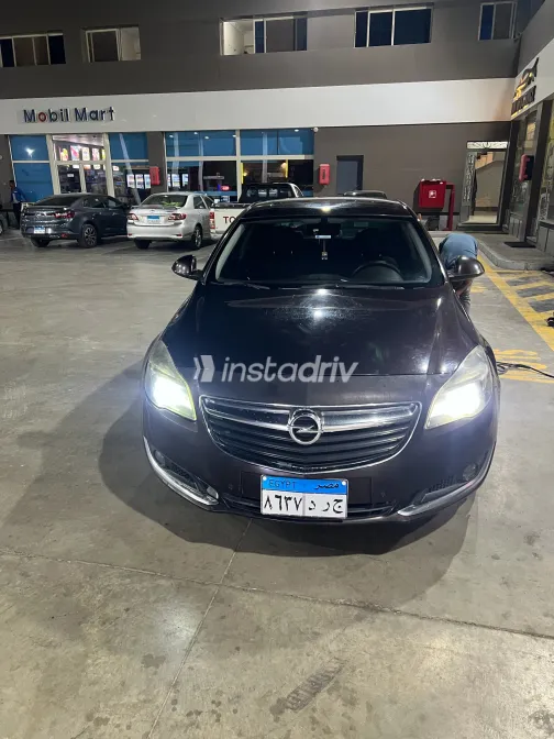 Opel Insignia 2017 Brown Automatic Used for Sale in Greater Cairo ( Cairo + Giza) - 2