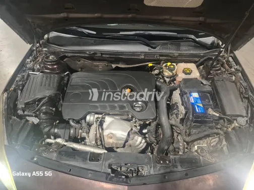 Opel Insignia 2017 Brown Automatic Used for Sale in Greater Cairo ( Cairo + Giza) - 3