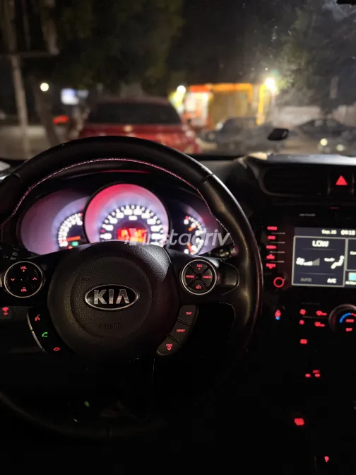 Kia Soul 2018 White Automatic Used for Sale in Greater Cairo ( Cairo + Giza) - 6