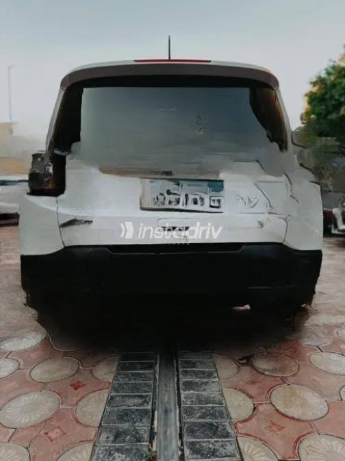 Jeep Renegade 2022 White Automatic Used for Sale in Mohandessin - 2