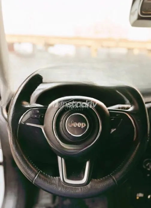 Jeep Renegade 2022 White Automatic Used for Sale in Mohandessin - 3