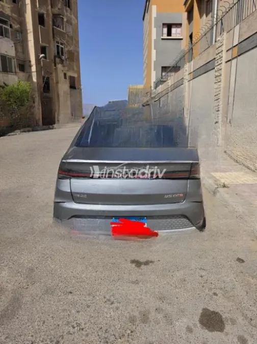 بايك يو 5 بلس 2025 رمادي غامق أوتوماتيك مستعملة للبيع في الإسكندرية - 2