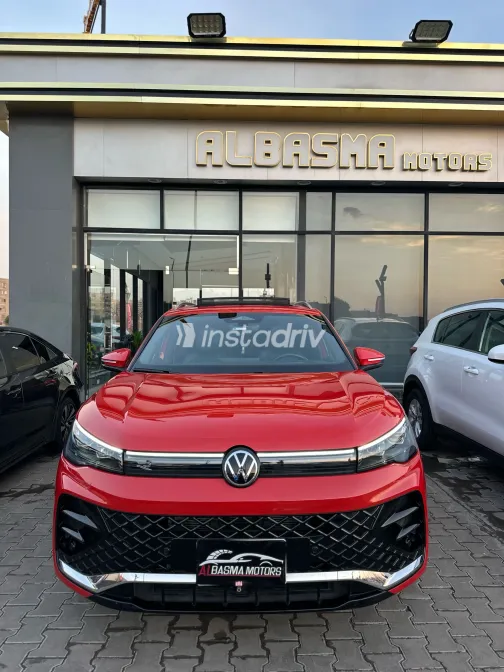 Volkswagen Tiguan 2024 Red Automatic Used for Sale in Greater Cairo ( Cairo + Giza) - 9