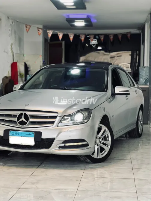 مرسيدس C 250 2012 فضي يدوي مستعملة للبيع في القاهرة الكبرى ( القاهرة - الجيزة) - 10