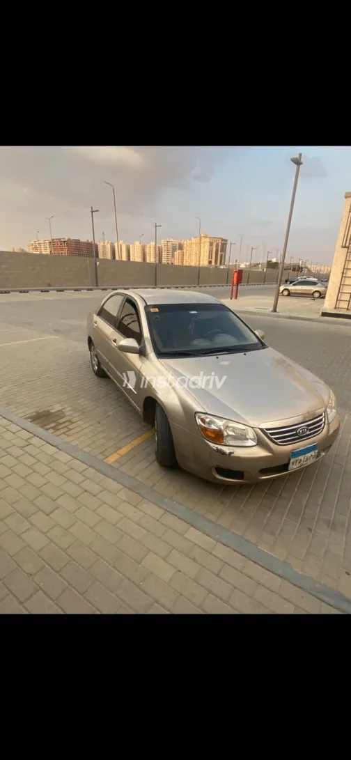 Kia Cerato 2008 Gold Manual Used for Sale in Greater Cairo ( Cairo + Giza) - 6