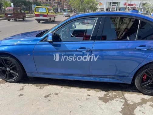 بي ام دبليو 320 2019 أزرق أوتوماتيك مستعملة للبيع في القاهرة الكبرى ( القاهرة - الجيزة) - 4