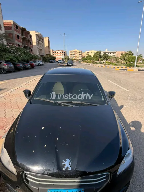 Peugeot 301 2017 Black Automatic Used for Sale in Greater Cairo ( Cairo + Giza) - 10