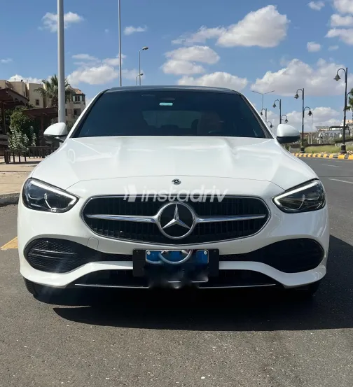 Mercedes C 180 2023 White Automatic Used for Sale in Greater Cairo ( Cairo + Giza) - 6