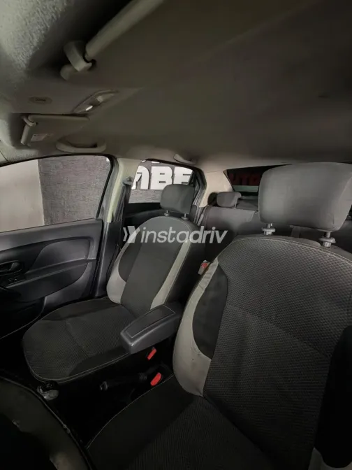 Renault Logan 2016 Black Manual Used for Sale in Greater Cairo ( Cairo + Giza) - 1