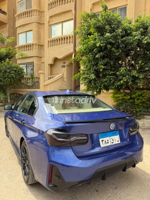 BMW 320 2017 Blue Automatic Used for Sale in Greater Cairo ( Cairo + Giza) - 2