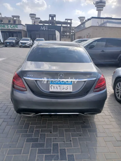 Mercedes C 300 2020 Gray Automatic Used for Sale in Greater Cairo ( Cairo + Giza) - 10