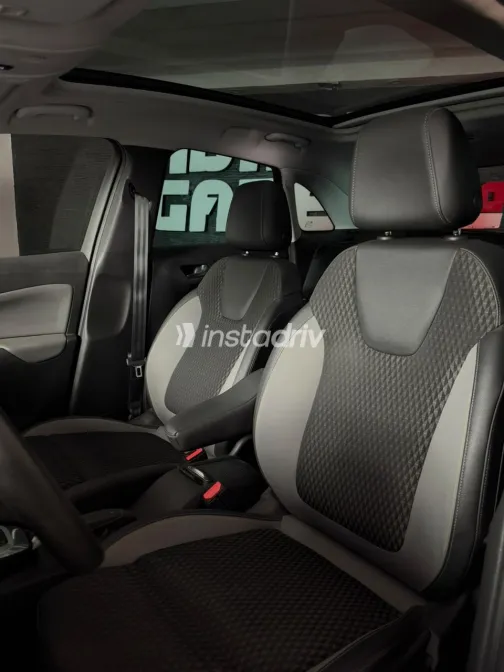 Opel Crossland 2020 Gray Automatic Used for Sale in Greater Cairo ( Cairo + Giza) - 3