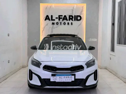 Kia Xceed 2024 White Automatic Used for Sale in Greater Cairo ( Cairo + Giza) - 4