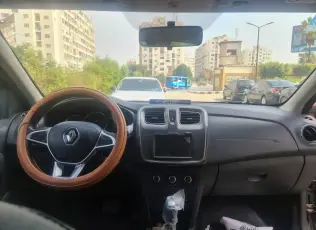 Renault Sandero Step Way 2020 Bronze Automatic Used for Sale in Greater Cairo ( Cairo + Giza)