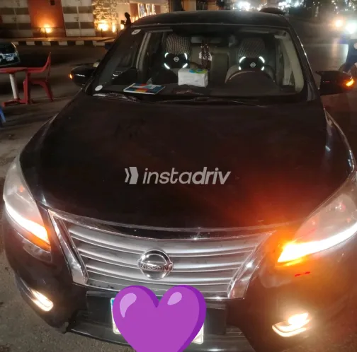 Nissan Sentra 2016 Black Automatic Used for Sale in Greater Cairo ( Cairo + Giza) - 3