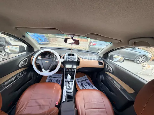 Chevrolet Optra 2016 Bronze Automatic Used for Sale in Greater Cairo ( Cairo + Giza) - 8