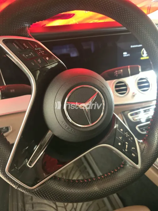 Mercedes E 200 2022 Black Automatic Used for Sale in Greater Cairo ( Cairo + Giza) - 2