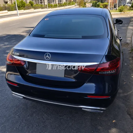 Mercedes E 200 2022 Black Automatic Used for Sale in Greater Cairo ( Cairo + Giza) - 6