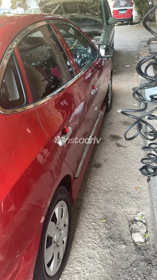 Hyundai Elantra 2022 Red Automatic Used for Sale in Greater Cairo ( Cairo + Giza) - 4