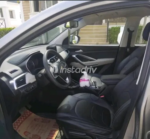 Chevrolet Captiva 2020 Gray Automatic Used for Sale in Greater Cairo ( Cairo + Giza) - 3