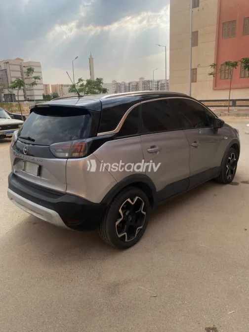 Opel Crossland 2022 Silver Automatic Used for Sale in Greater Cairo ( Cairo + Giza) - 1